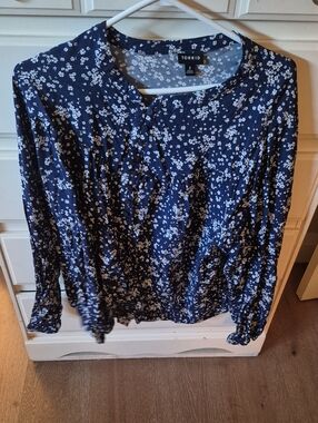 torrid Navy Floral Peasant Top